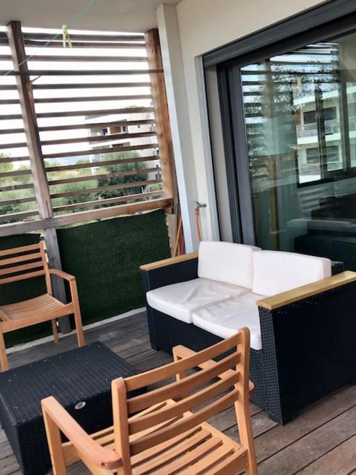 Appartamento Piscine, 200m Port De Vecchio Pour 2 Personnes *