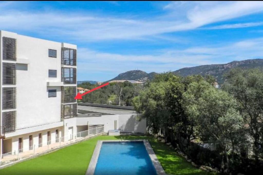 Piscine, 200m Port De Vecchio Pour 2 Personnes Apartment *