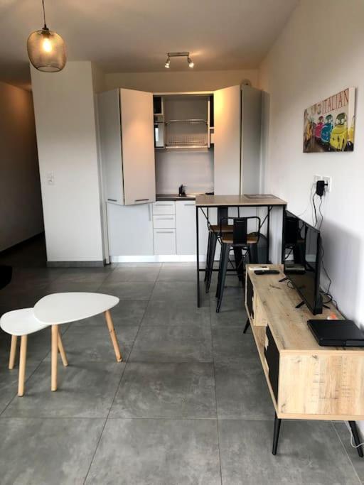 Apartment Piscine, 200m Port De Vecchio Pour 2 Personnes