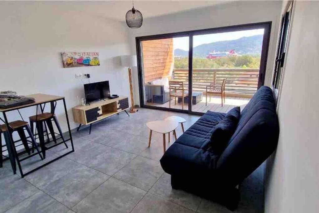 Apartment Piscine, 200m Port De Vecchio Pour 2 Personnes Porto-Vecchio (Corsica)